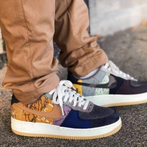 Air Force 1 Low x
Travis Scott "Cactus Jack"