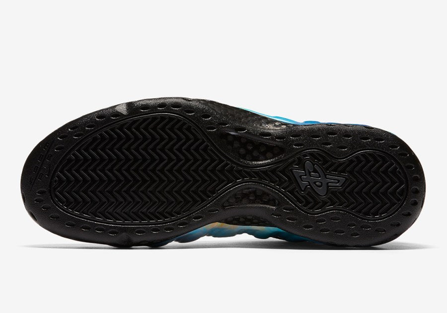 Nike Air Foamposite One
"Big Bang"