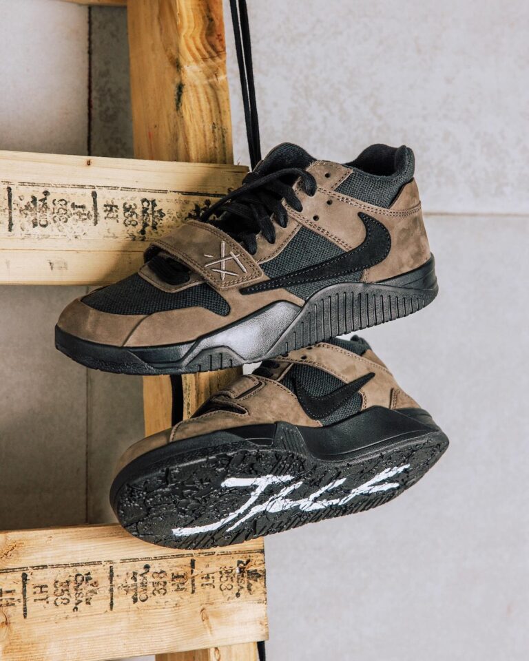 Travis Scott x Jordan Jumpman "Jack TR Dark Mocha"