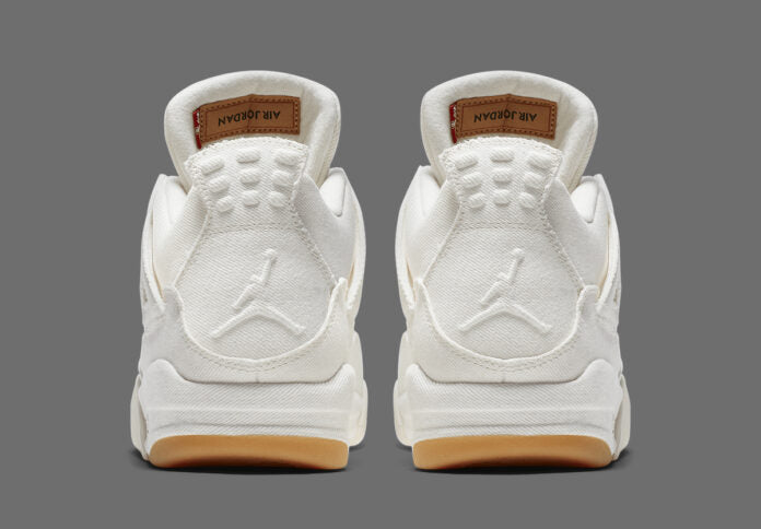 Air Jordan 4 Retro
"Levi's White" (Levi's Tag)