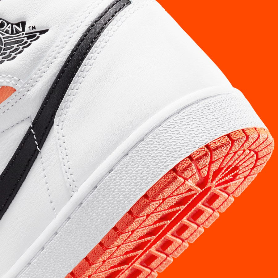 Air Jordan 1 Retro High
"Electro Orange"