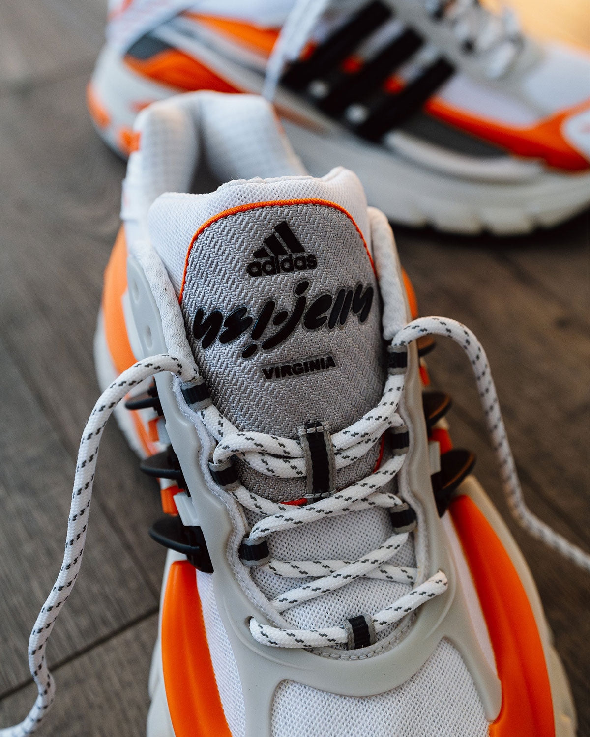 Adidas Adistar Jellyfish x
Pharrell Williams "Focus Olive Orange"
