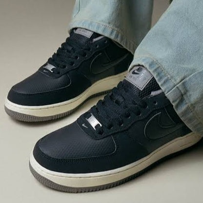 Air Force 1 Low '07 LV8
"Black Flat Pewter"