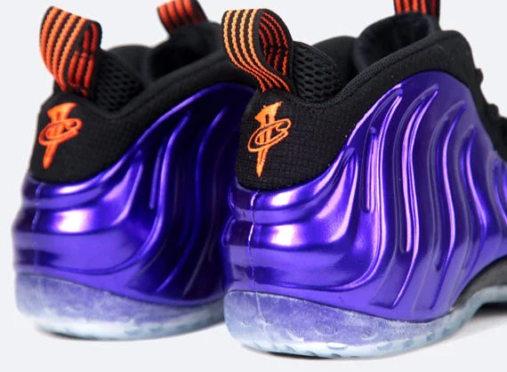 Nike Air Foamposite One
"Phoenix Suns"