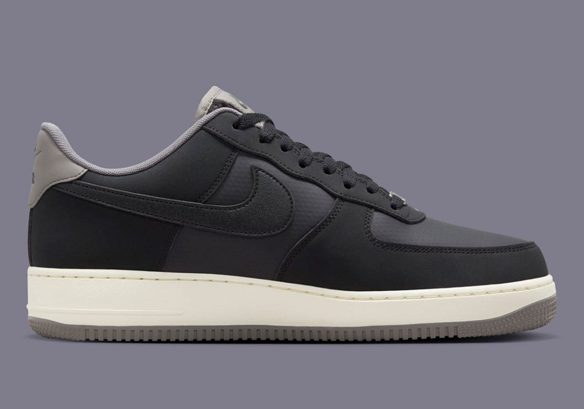 Air Force 1 Low '07 LV8
"Black Flat Pewter"