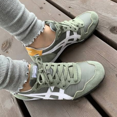 Onitsuka Tiger Serrano
"Burnt Olive White"