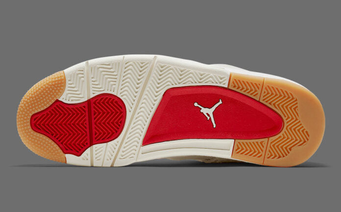 Air Jordan 4 Retro
"Levi's White" (Levi's Tag)