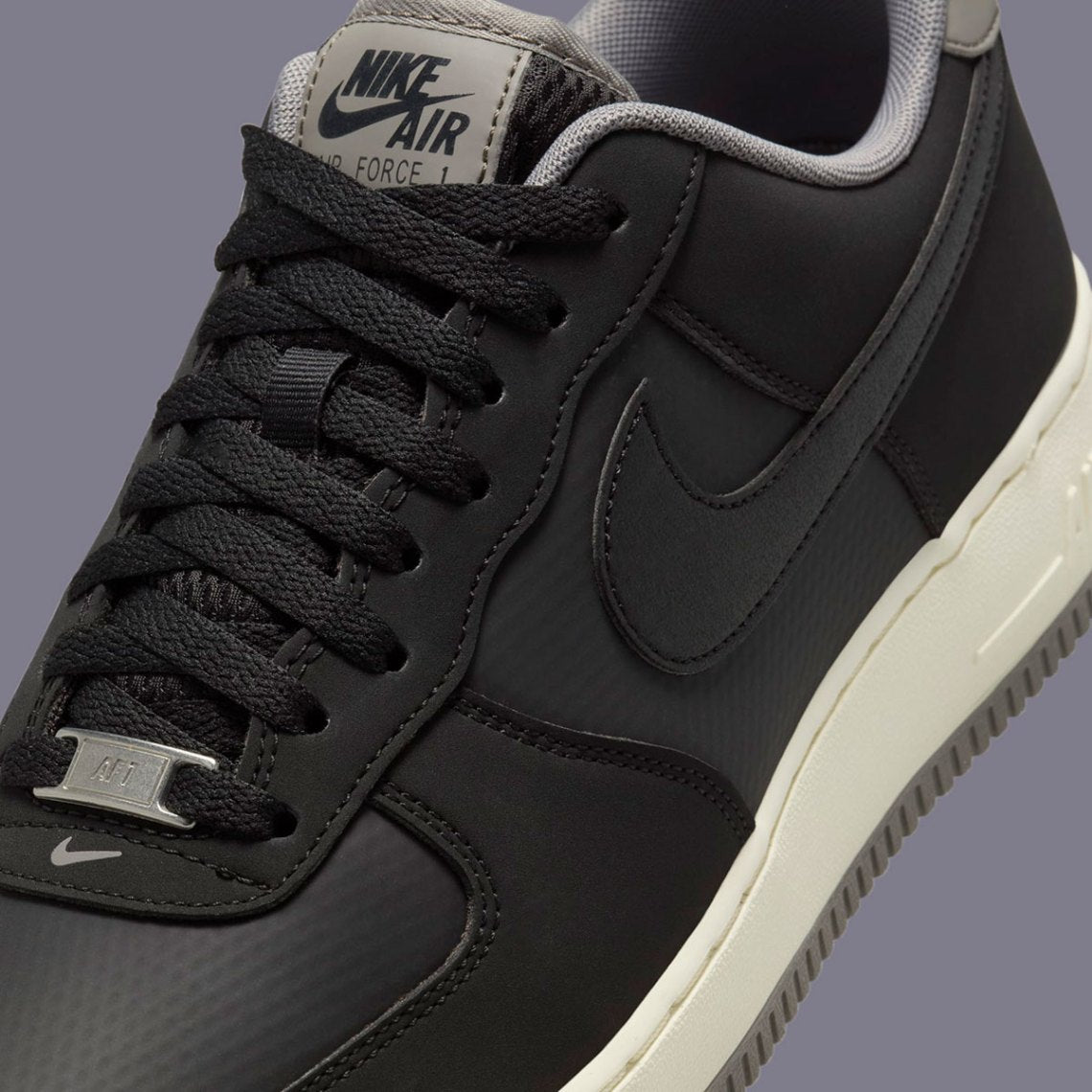 Air Force 1 Low '07 LV8
"Black Flat Pewter"