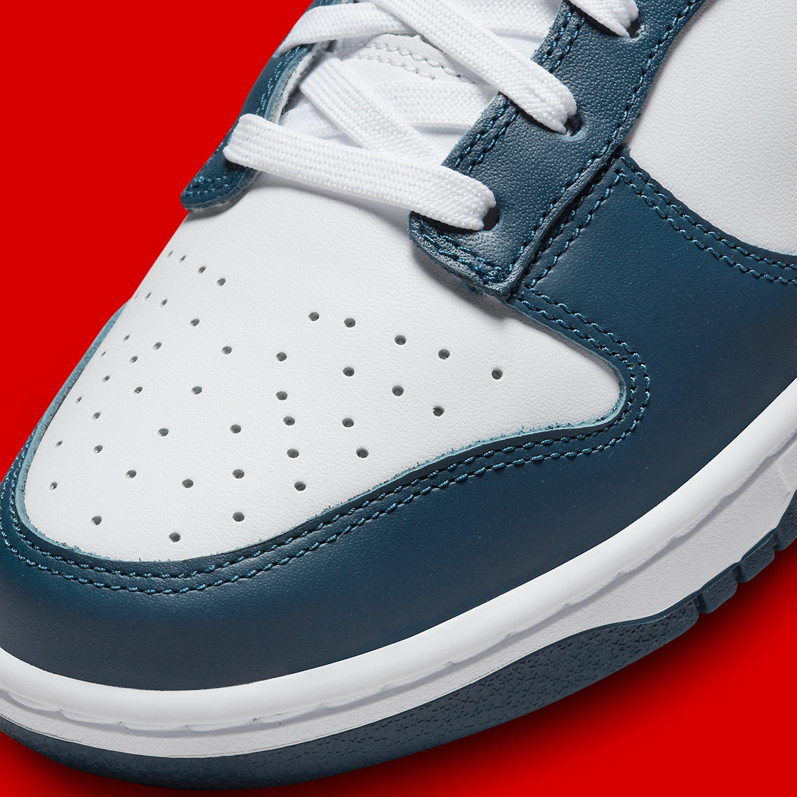 Nike Dunk Low "Valerian Blue"