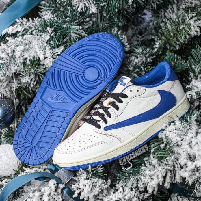 Air Jordan 1 Retro Low OG SP
Fragment x Travis Scott "Sail Military Blue"