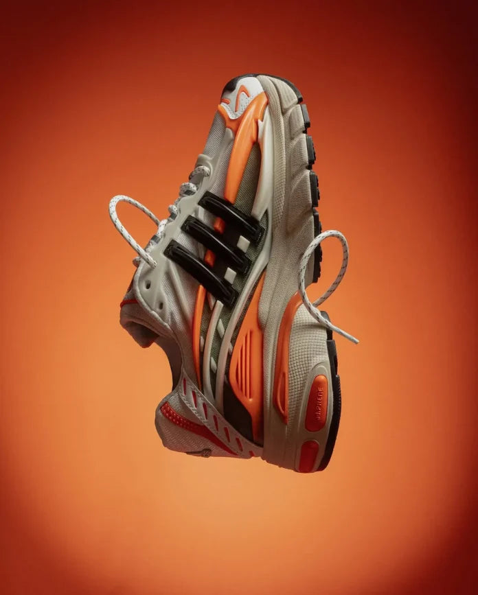 Adidas Adistar Jellyfish x
Pharrell Williams "Focus Olive Orange"