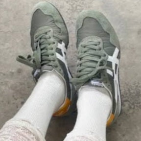 Onitsuka Tiger Serrano
"Burnt Olive White"