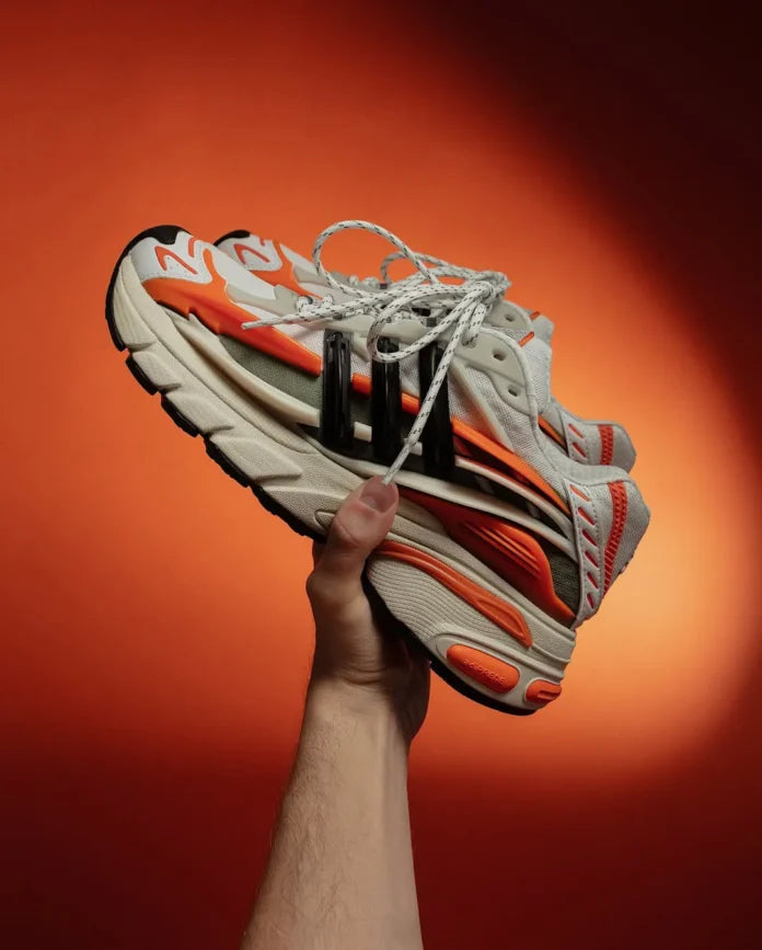 Adidas Adistar Jellyfish x
Pharrell Williams "Focus Olive Orange"