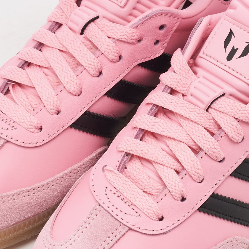 Adidas Samba x
Inter Miami CF "Lionel Messi Pink"