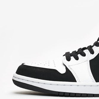 Air Jordan 1 Mid
"White Black - Tuxedo"