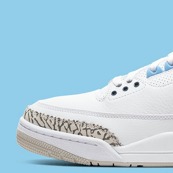 Air Jordan 3 Retrô
"UNC"