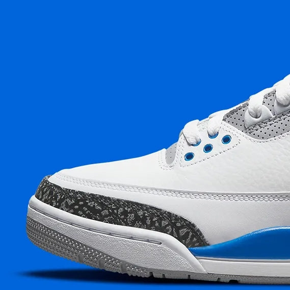 Air Jordan 3 Retro
"Racer Blue"