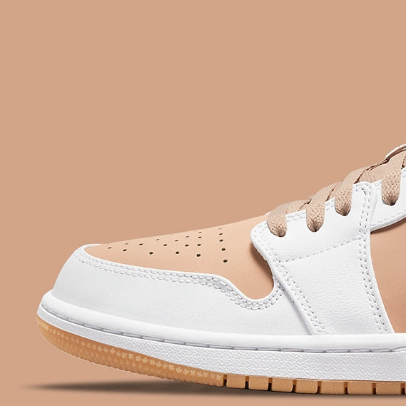 Air Jordan 1 Low
"Gum White"