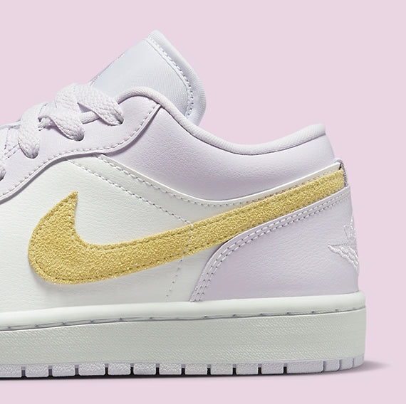 Air Jordan 1 Low
"Barely Grape" (Women's)