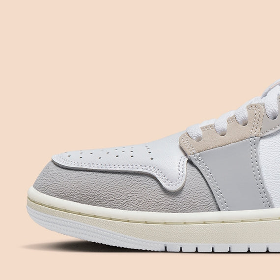 Air Jordan 1 Low SE "Craft
Inside Out Tech Grey"