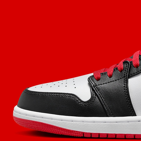 Air Jordan 1 Mid "Gym Red & Black Toe"