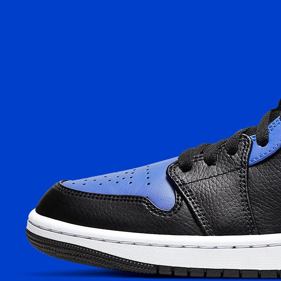 Air Jordan 1 Mid
"Hyper Royal Tumbled Leather"