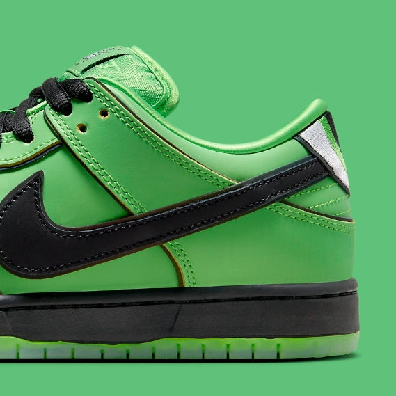 Nike Dunk Low SB - The Powerpuff Girls "Docinho"