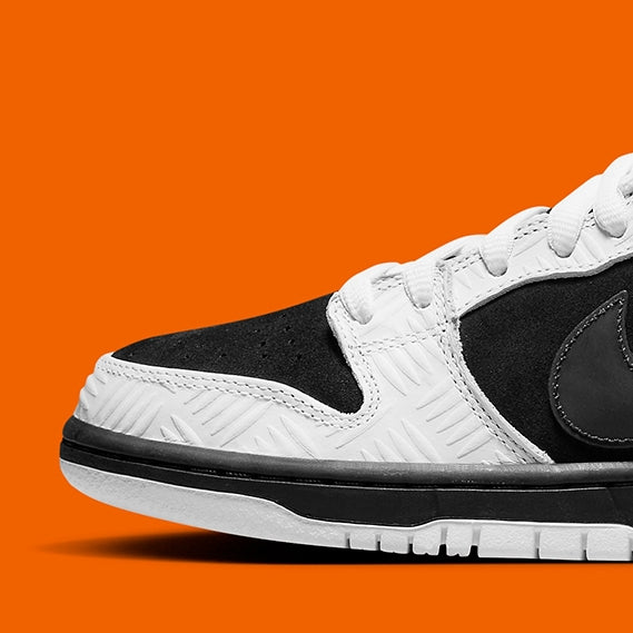 Nike Dunk Low SB "Tightbooth"