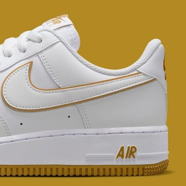 Air Force 1 Low '07
"White Bronzine"