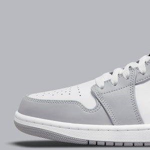 Air Jordan 1 Mid
"Light Smoke Grey" (GS)