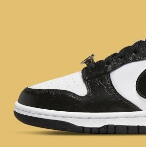 Nike Dunk Low SE
"World Champs Black White"