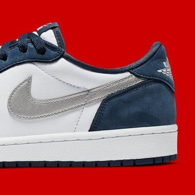 Air Jordan 1 Low SB
"Midnight Navy"