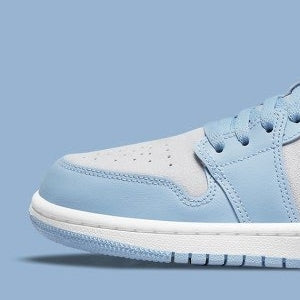 Air Jordan 1 Low
"Football Grey Aluminum" (Women's)