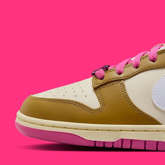 Nike Dunk Low SE
"Just Do it Bronzine Pink" (Women's)