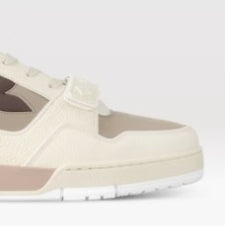 LOUIS VUITTON - LV Trainer
"Monogram Flower Beige"