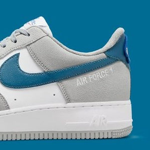 Air Force 1 Low '07 LV8
"Athletic Club Marina Blue"