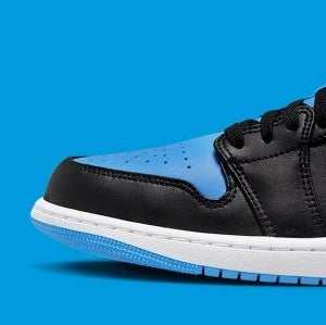 Air Jordan 1 Low
"Black University Blue"