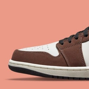 Air Jordan 1 Low
"Mocha"