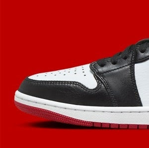 Air Jordan 1 Low
"Black Toe" (2019)