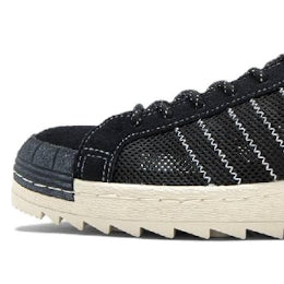 Adidas Superstar x 
CLOT x Neighborhood