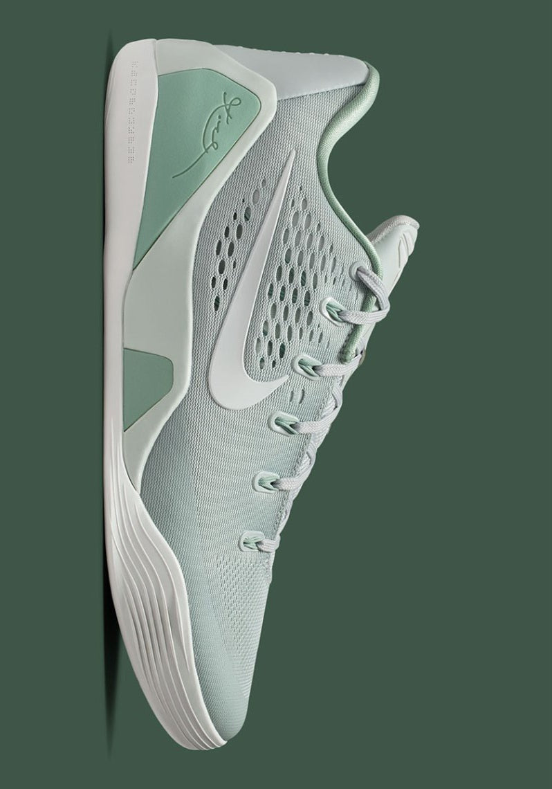 Kobe 9 Elite Low Protro
"Light Silver Steam"