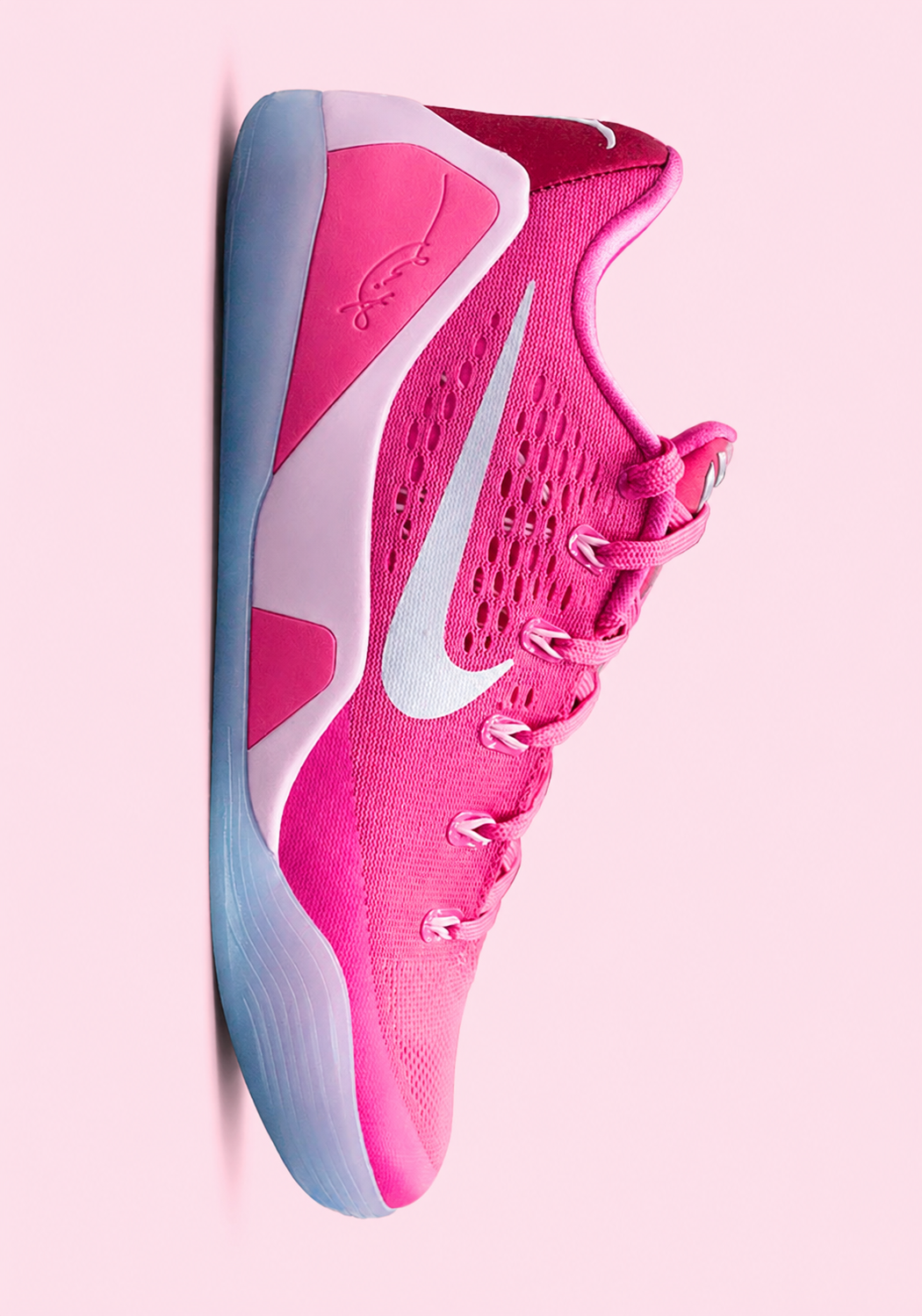 Kobe 9 Elite Low Protro
"Kay Yow Think Pink"