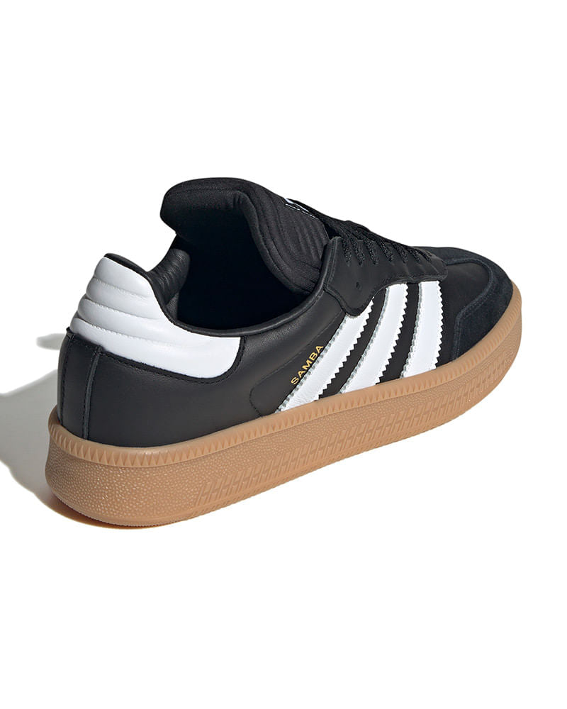 Adidas Samba XLG
"Core Black Gum"