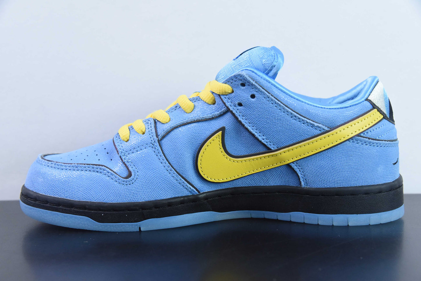 Nike Dunk Low SB - The Powerpuff Girls "Lindinha"