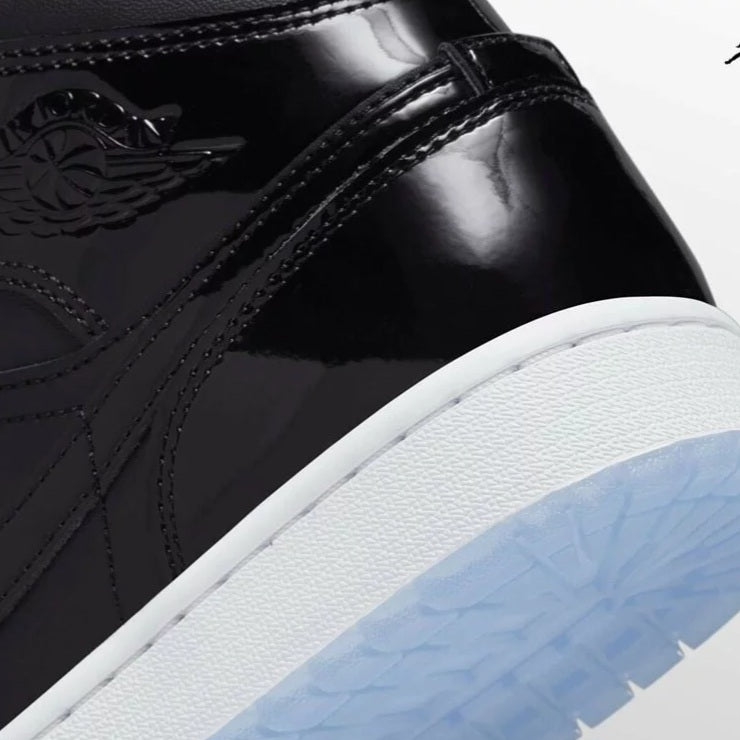 Air Jordan 1 Mid SE
"Space Jam"