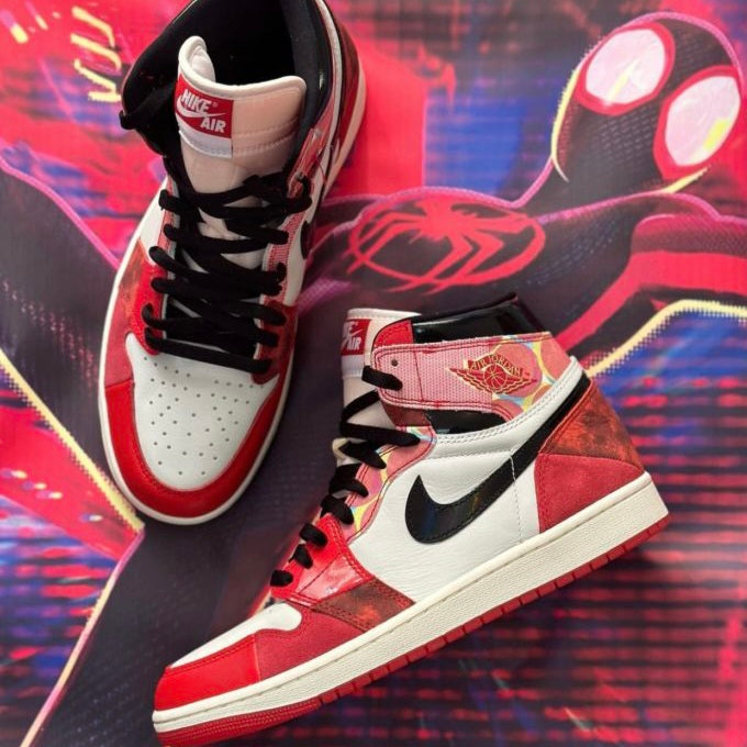 Air Jordan 1 Retro High OG x
Spider-Man "Across the Spider-Verse"