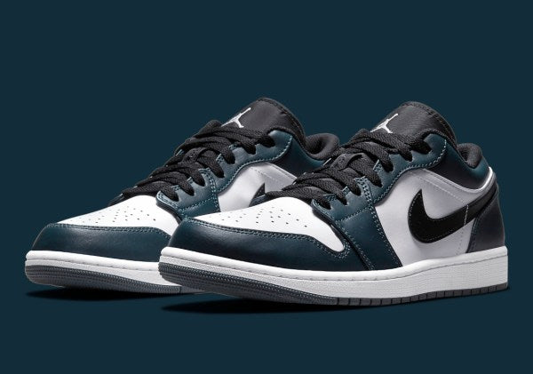 Air Jordan 1 Low
"Dark Teal"