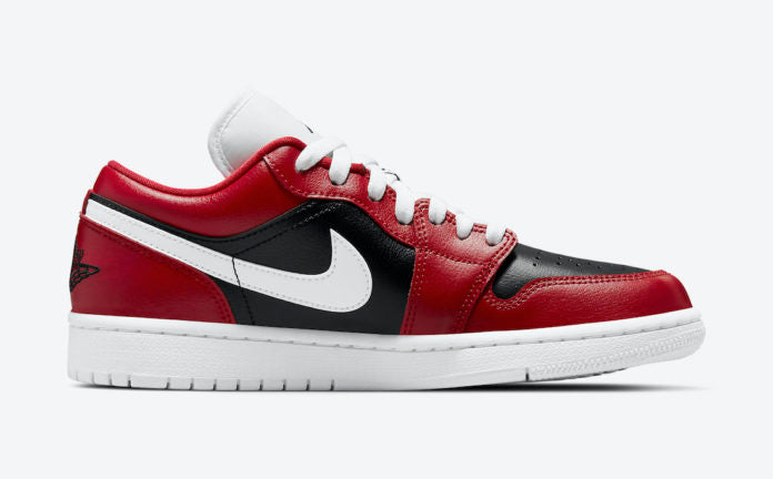 Air Jordan 1 Low
"Chicago Flip" (Women's)