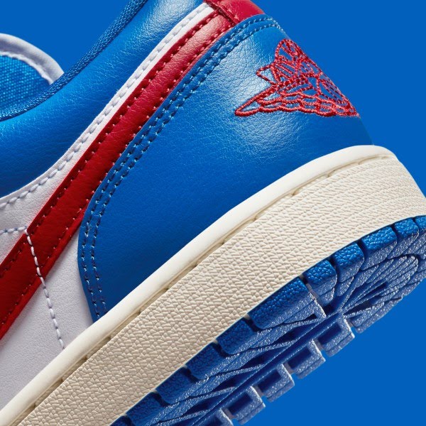 Air Jordan 1 Low
"Sport Blue Gym Red" (Women's)