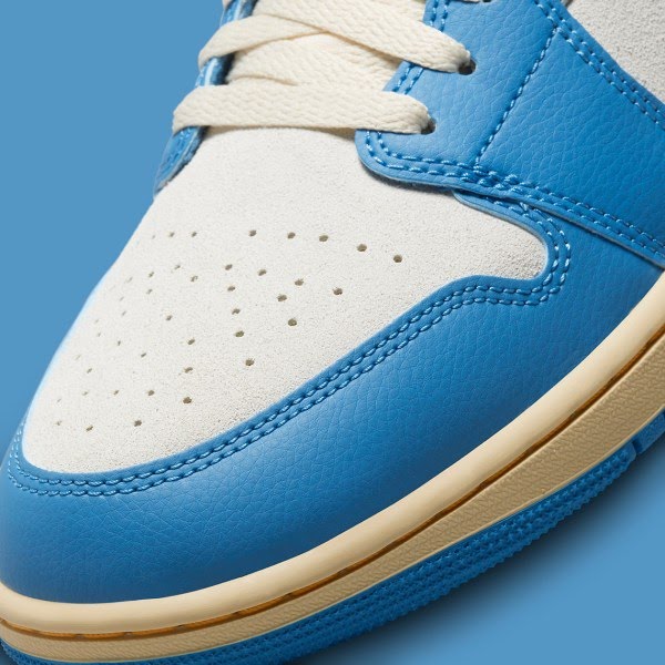 Air Jordan 1 Low
"Vintage UNC Grey"